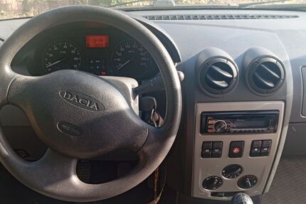 Dacia Logan 176.000 km 1.999 € pforzheim 75172