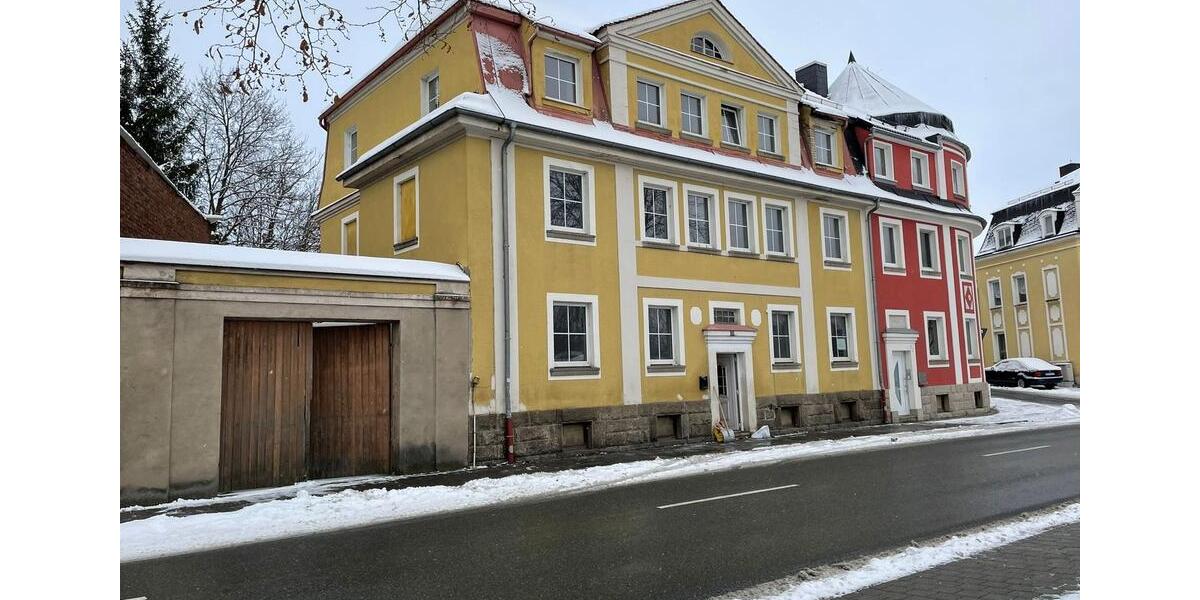 Mehrfamilienhaus, Wohnhaus Rehau - 12 Zimmer, 331 m&sup2;, 159.000&euro; | Angebot:25392276