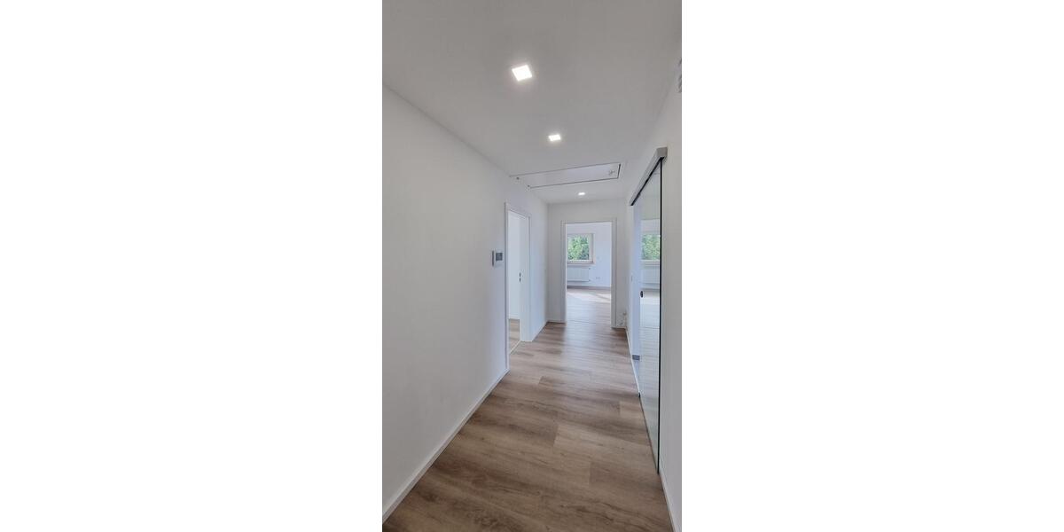 Dachgeschoßwohnung Rietberg - 3 Zimmer, 80 m&sup2;, 975&euro; | Angebot:25438642