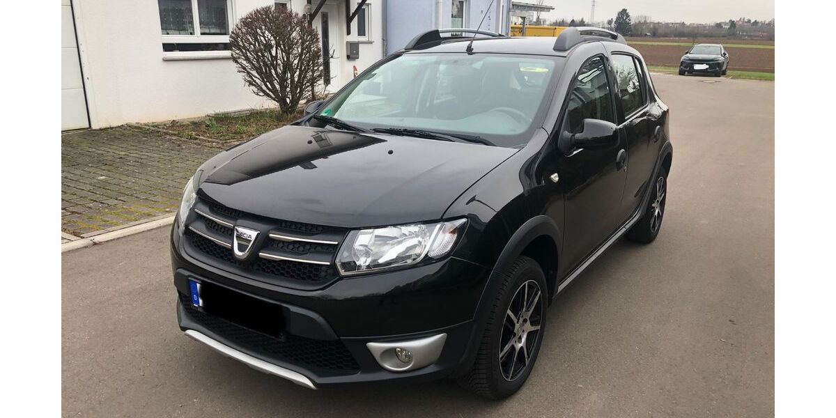 Dacia Sandero 128.000 km 4.800 &euro; Stuttgart 70199