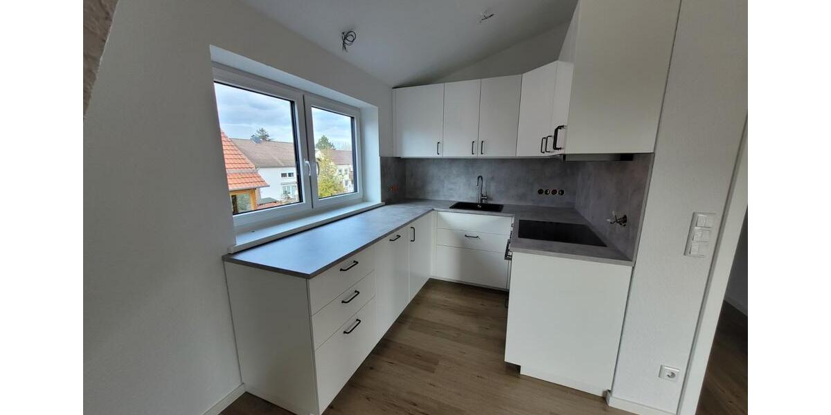 Dachgeschoßwohnung Rosdorf - 2 Zimmer, 75 m&sup2;, 890&euro; | Angebot:25169146