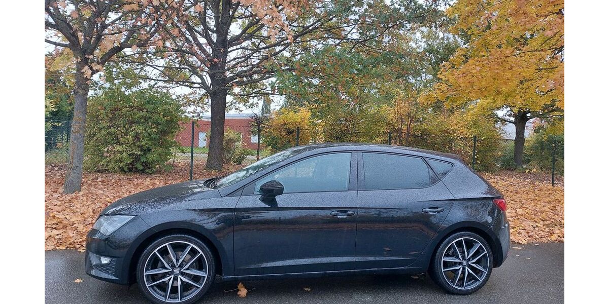 Seat Leon 121.534 km 10.999 &euro; Ilsede 31241