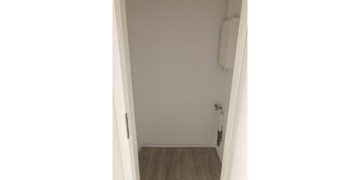 Etagenwohnung Döbeln Pommlitz - 3 Zimmer, 60 m&sup2;, 305&euro; | Angebot:26658235