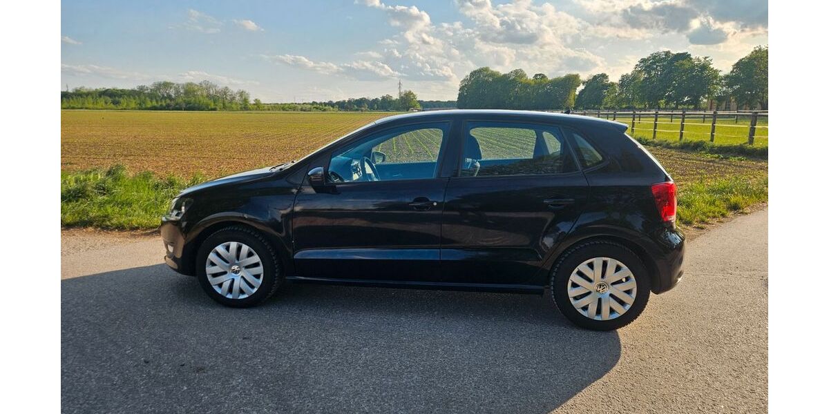 VW Polo 92.500 km 4.999 &euro; München 81373