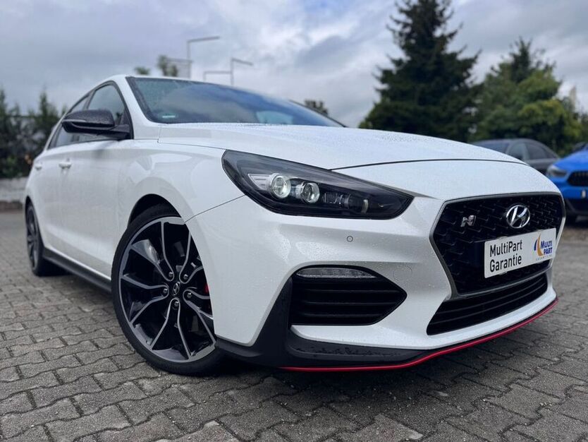 i30