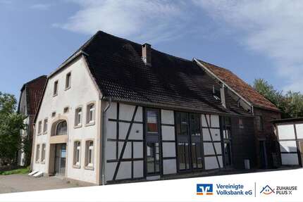 Haus Nieheim - 8 Zimmer, 480 m&sup2;, 185.000&euro; | Angebot:27347902
