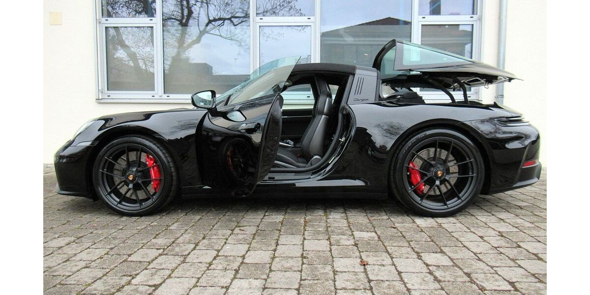 Porsche 992 9.999 km 188.950 &euro; Gauting bei Starnberg 82131