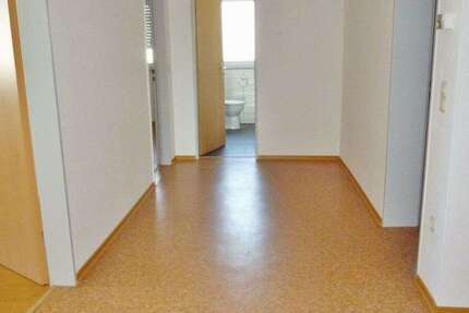 Wohnung Bernstadt - 3 Zimmer, 100 m&sup2;, 700&euro; | Angebot:26801867