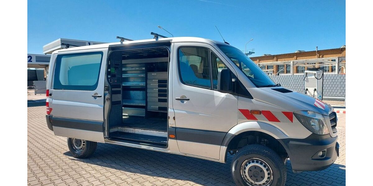 Mercedes-Benz Sprinter 221.944 km 18.499 &euro; Leipzig 04328