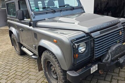 Land Rover Defender 180.727 km 32.500 &euro; Plettenberg 58840