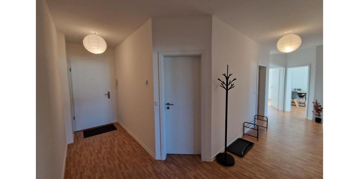 Etagenwohnung Bestensee - 3 Zimmer, 101 m&sup2;, 2.400&euro; | Angebot:17855545