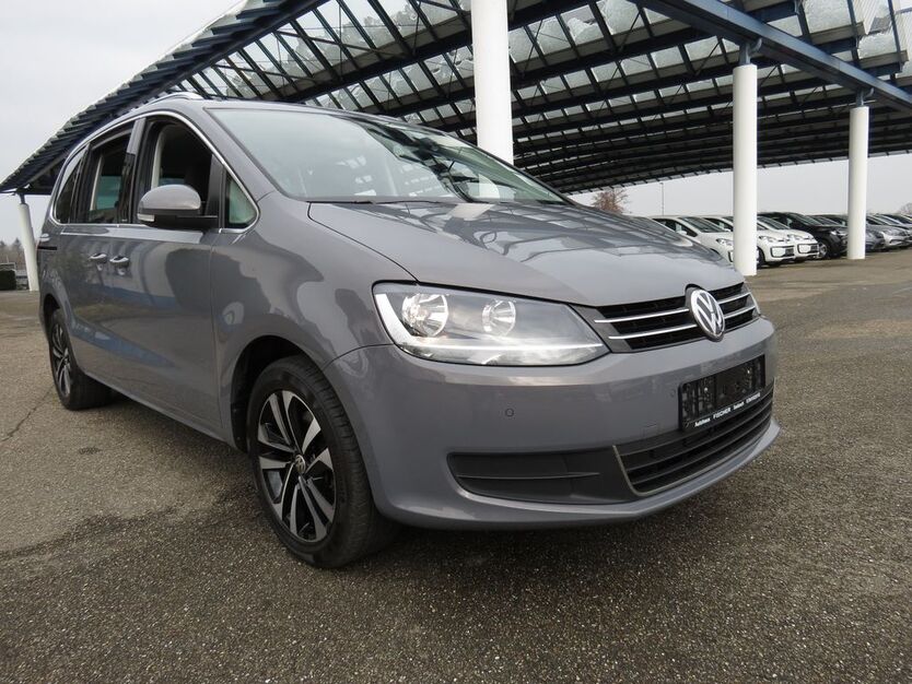 VW Sharan 57.672 km 30.900 € Sasbach 77880