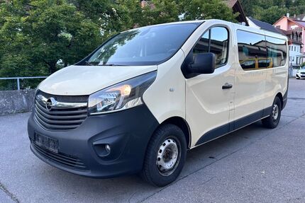 Opel Vivaro 172.311 km 9.800 € Empfingen 72186