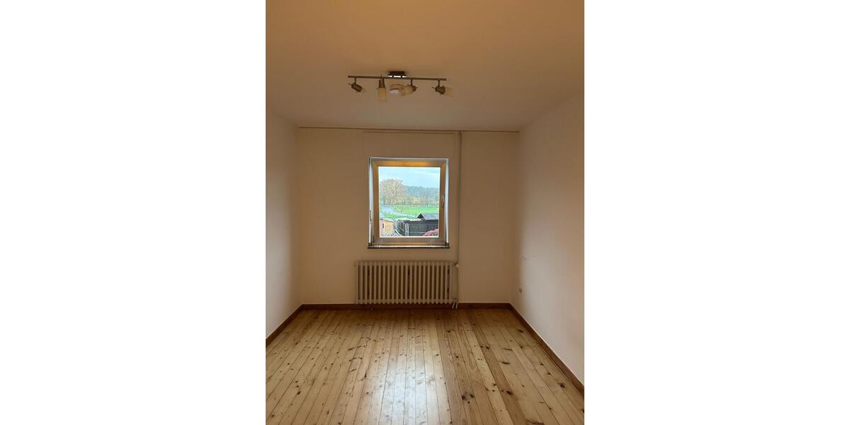 Geräumiges Haus mit Innenhof und Nebengebäuden in GangeltStahe zimmer