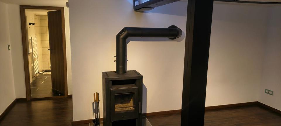 gemütliche 1-Zimmer Wohnung inkl. Einbauküche und Balkonkraftwerk 1 zimmer