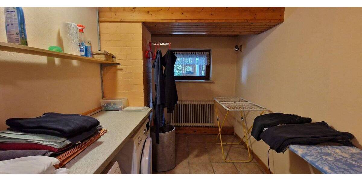 Reihenendhaus Schöningen - 8 Zimmer, 151 m&sup2;, 135.000&euro; | Angebot:26105606