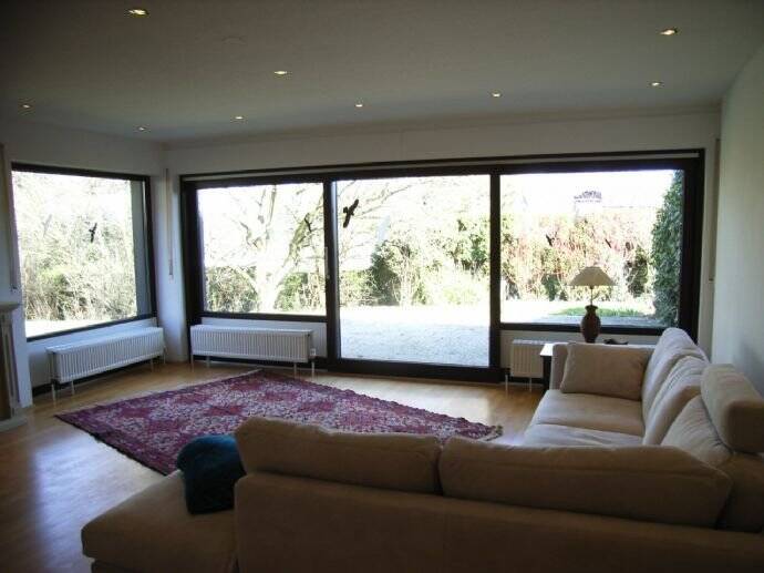 Bungalow Bonn Lannesdorf - 3 Zimmer, 151 m&sup2;, 2.195&euro; | Angebot:25729390