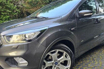 Ford Kuga 118.000 km 12.900 &euro; Borgholzhausen 33829