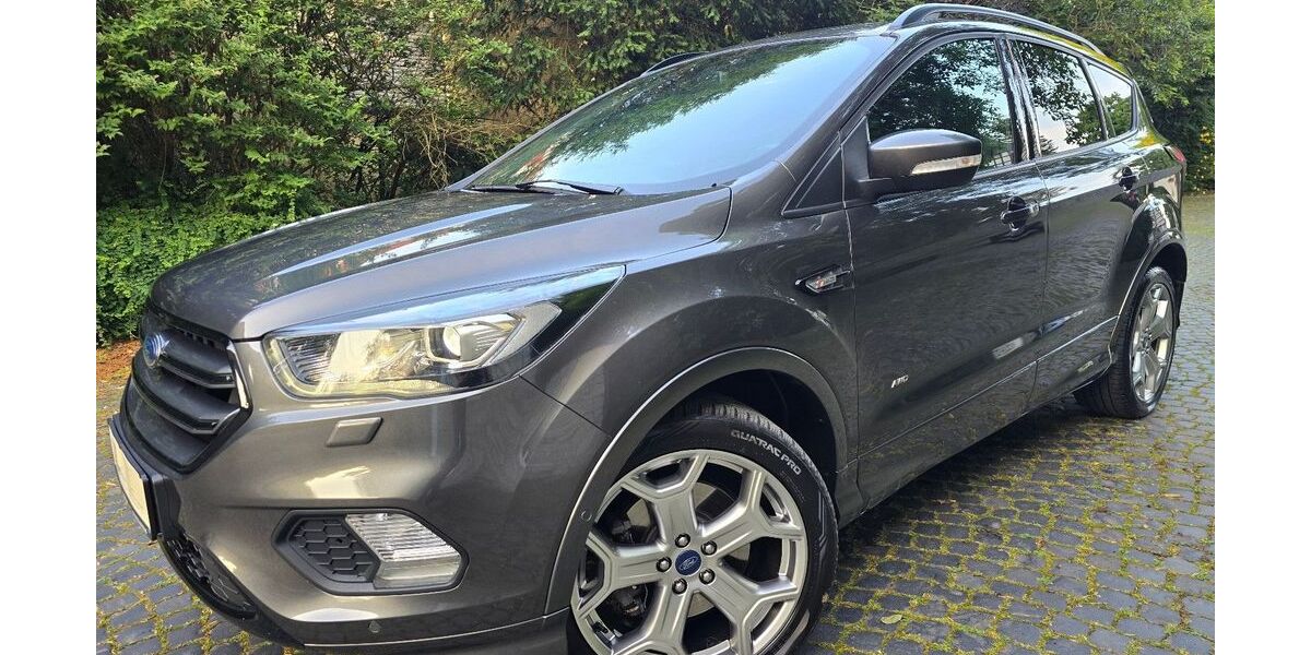 Ford Kuga 118.000 km 12.900 &euro; Borgholzhausen 33829