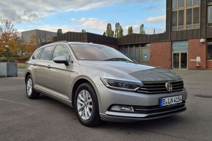 VW Passat 255.413 km 12.500 € Berlin 12103