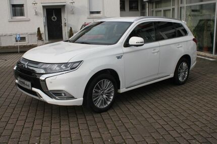 Mitsubishi Plug-in Hybrid Outlander 122.300 km 19.400 &euro; Baden-Baden 76532