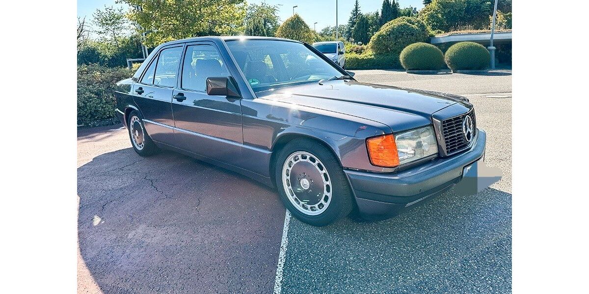 Mercedes-Benz 190 236.300 km 8.150 &euro; Bietigheim bissingen 74321