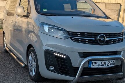 Opel Vivaro 64.500 km 21.199 &euro; Dessau-Roßlau 06849