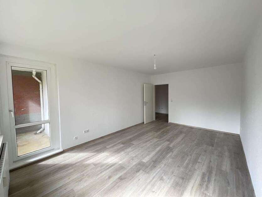 Wohnung zum Mieten in Emden 479 € 65.47 m²