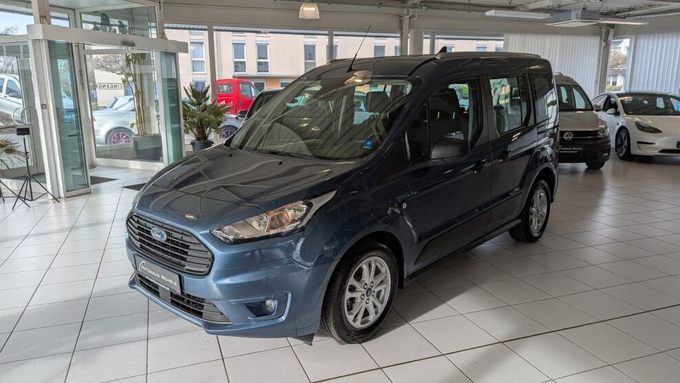 Ford Tourneo Connect 66.700 km 18.490 € Gundelfingen bei Freiburg 79194