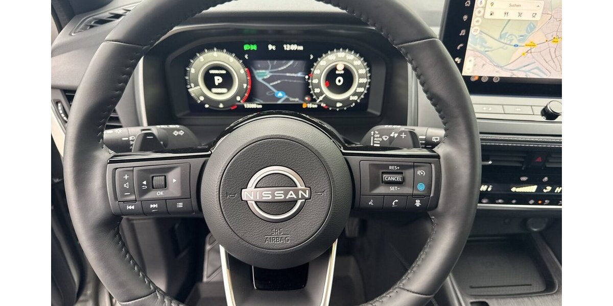 Nissan Qashqai Tekna XTronic *Navi/LED/el. Heckklappe/360 13.122 km 28.690 &euro; Bamberg 96052