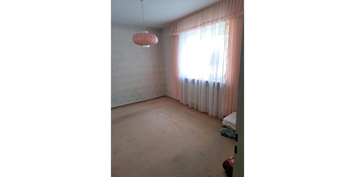 Bungalow Münchberg - 6 Zimmer, 173 m&sup2;, 175.800&euro; | Angebot:26413252
