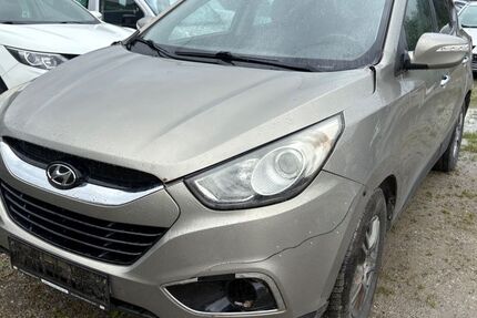 Hyundai ix35 267.000 km 4.450 &euro; Rosenheim 83022