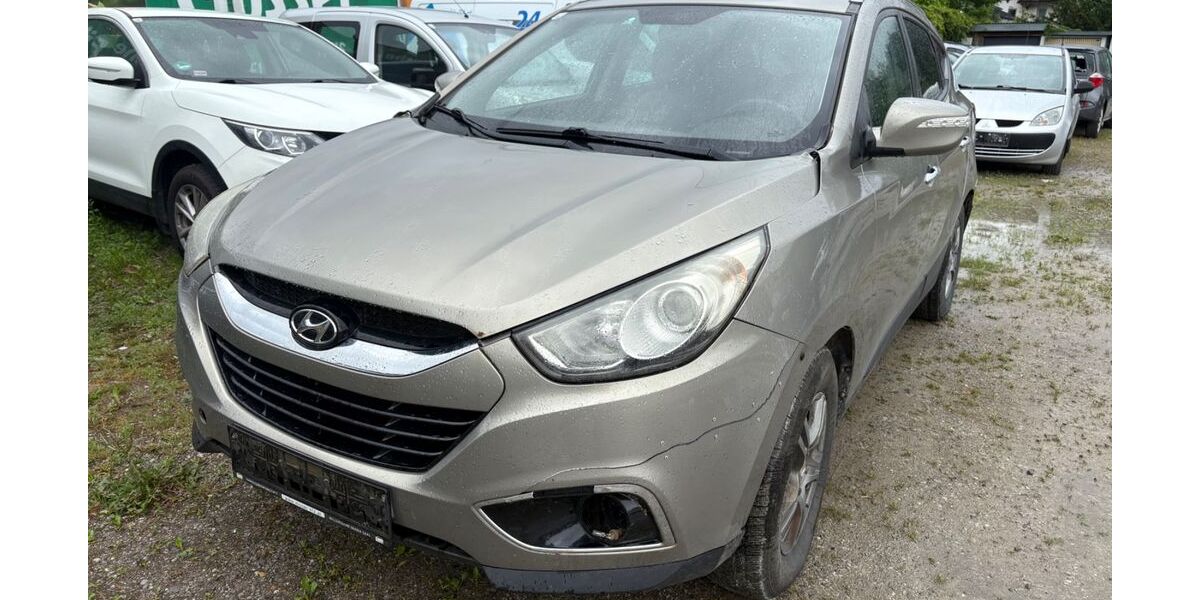 Hyundai ix35 267.000 km 4.450 &euro; Rosenheim 83022