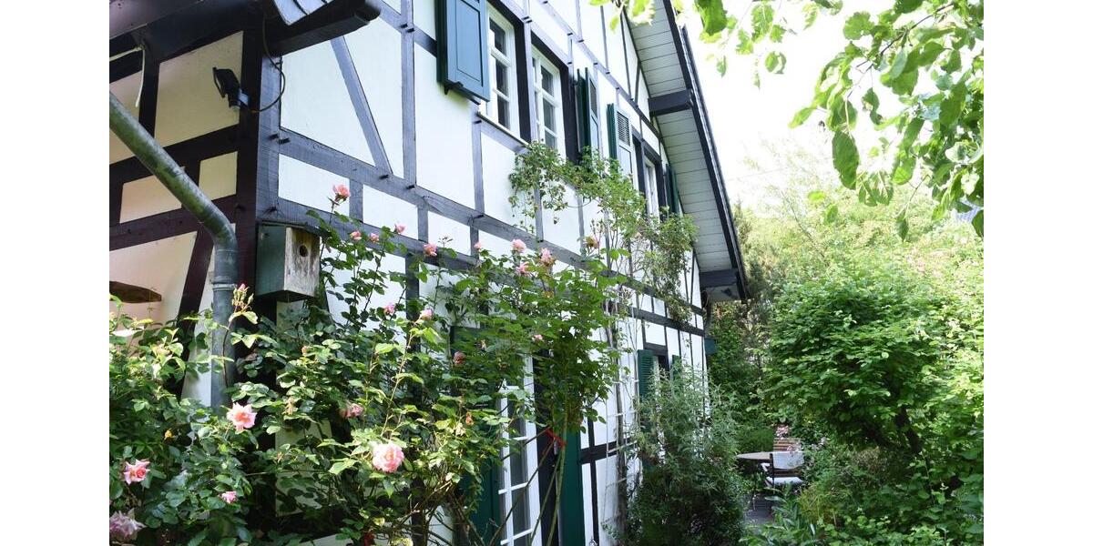 Einzigartiges Bergisches Fachwerkhaus + Nebengeb.,Privatverkauf 6 zimmer