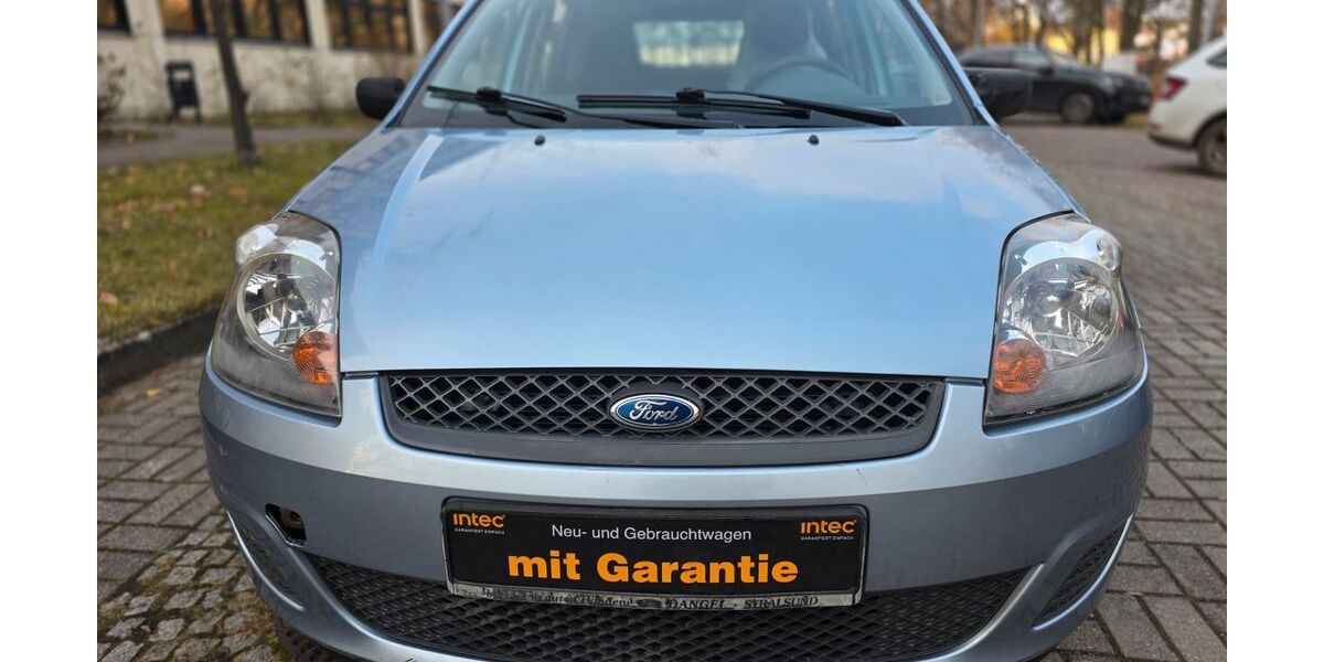 Ford Fiesta 126.136 km 2.499 &euro; Berlin 12349