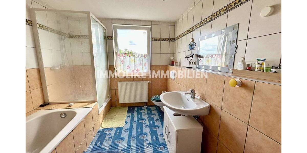 Einfamilienhaus Hünfeld - 6 Zimmer, 175 m&sup2;, 499.000&euro; | Angebot:25770852