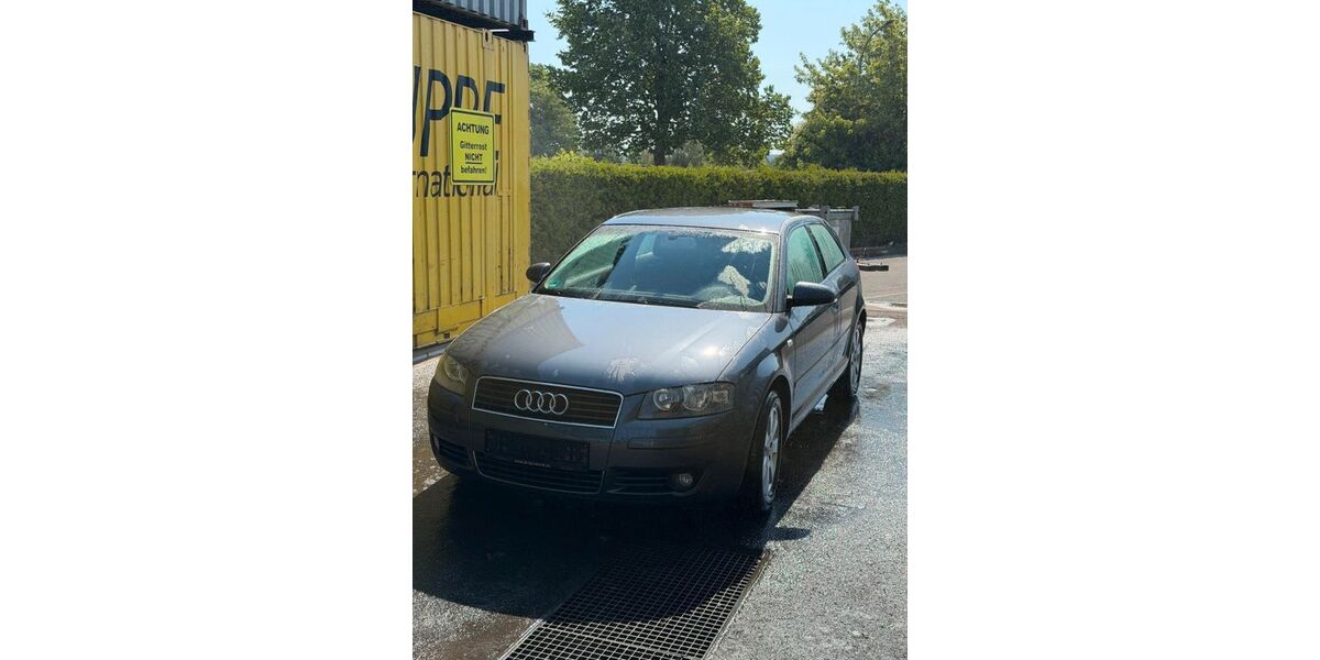 Audi A3 180.000 km 2.500 &euro; Radebeul 01445