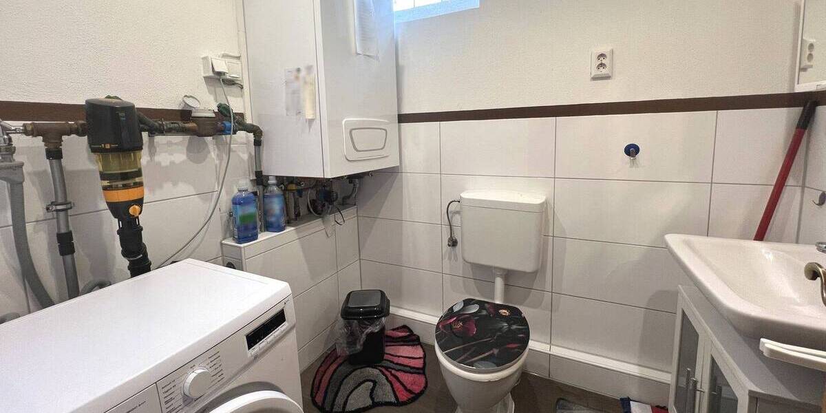 Einfamilienhaus Eggenfelden - 4 Zimmer, 110 m&sup2;, 215.000&euro; | Angebot:26908752