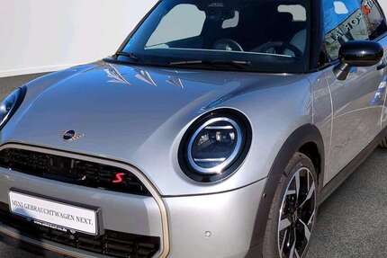 Mini Cooper S 2.905 km 35.061 &euro; München 80788