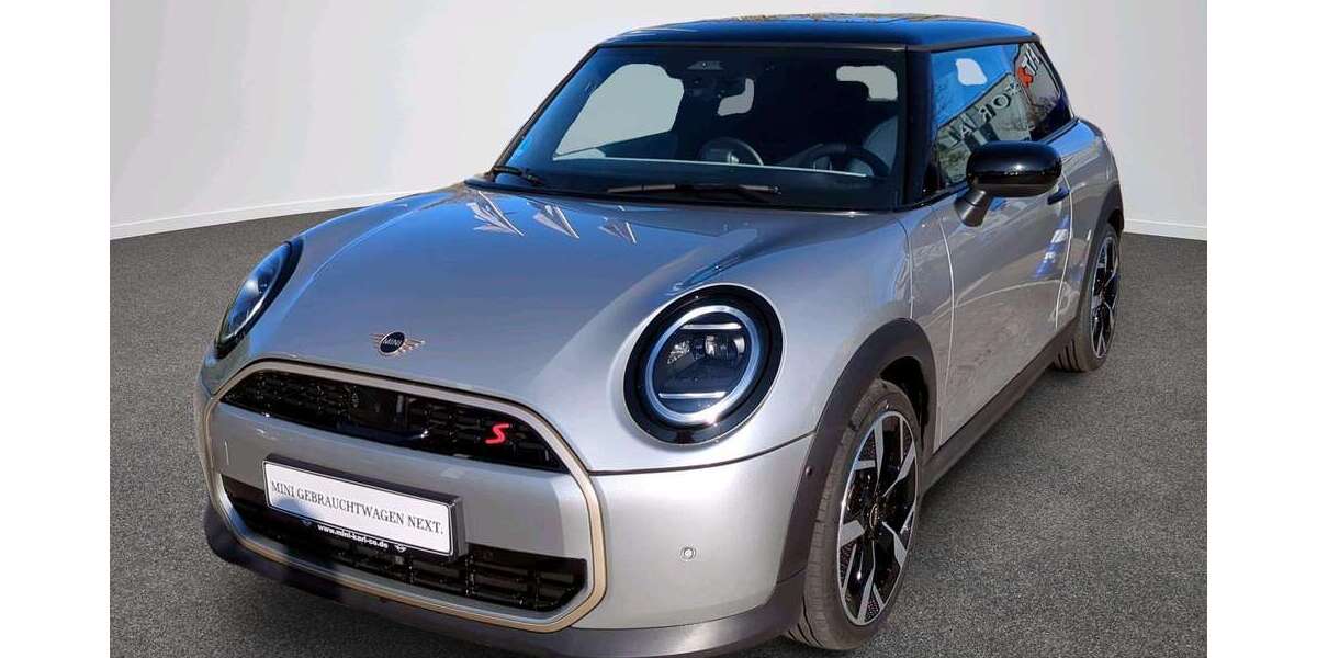 Mini Cooper S 2.905 km 35.061 &euro; München 80788