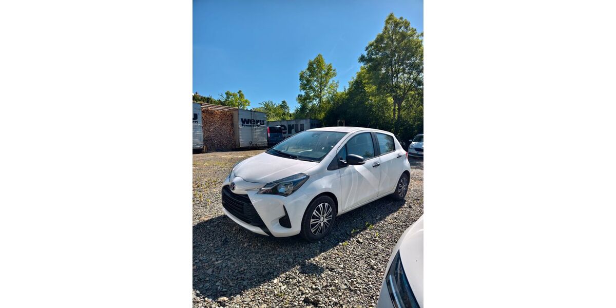 Toyota Yaris 164.000 km 6.760 &euro; Zeulenroda-Triebes 07937