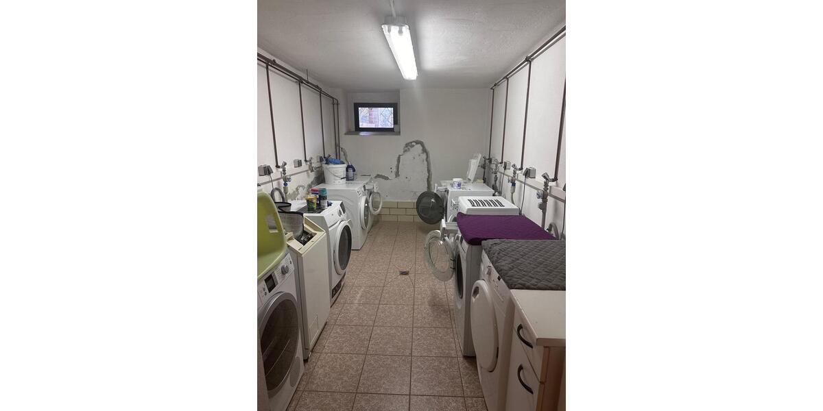 Etagenwohnung Glauchau - 2 Zimmer, 61 m&sup2;, 335&euro; | Angebot:26676961
