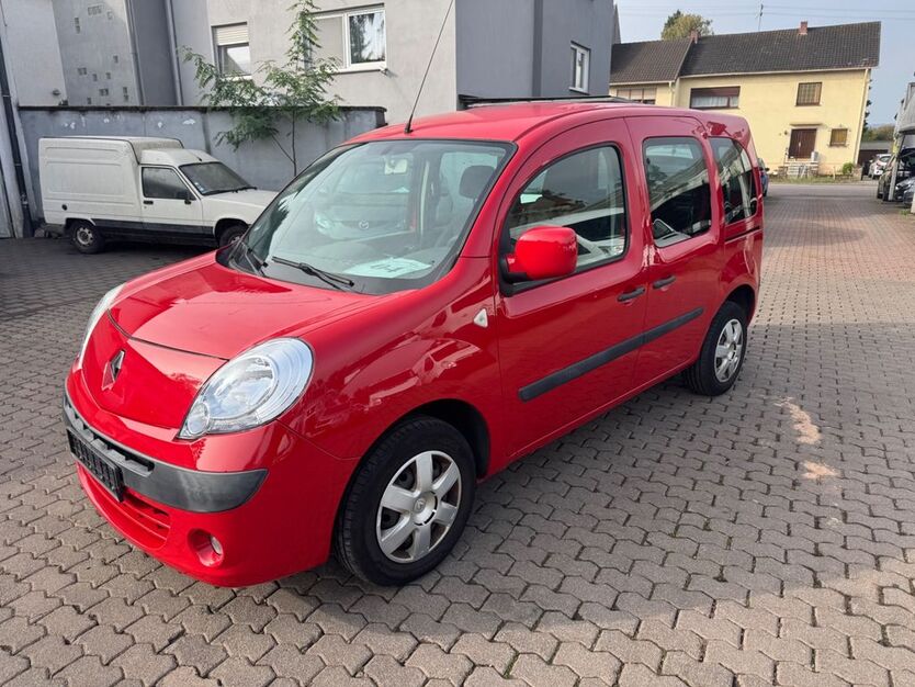 Renault Kangoo 126.035 km 4.950 € Saarlouis 66740