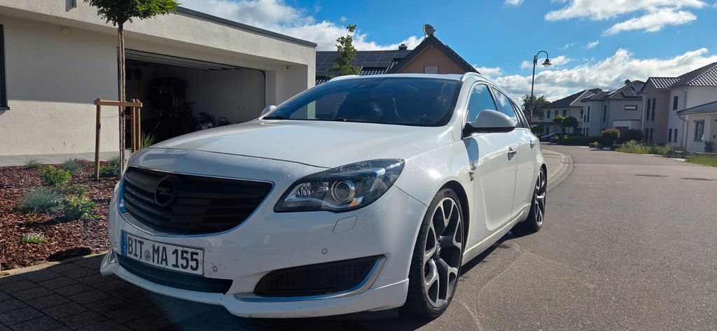 Opel Insignia 240.000 km 6.800 &euro; Speicher 54662