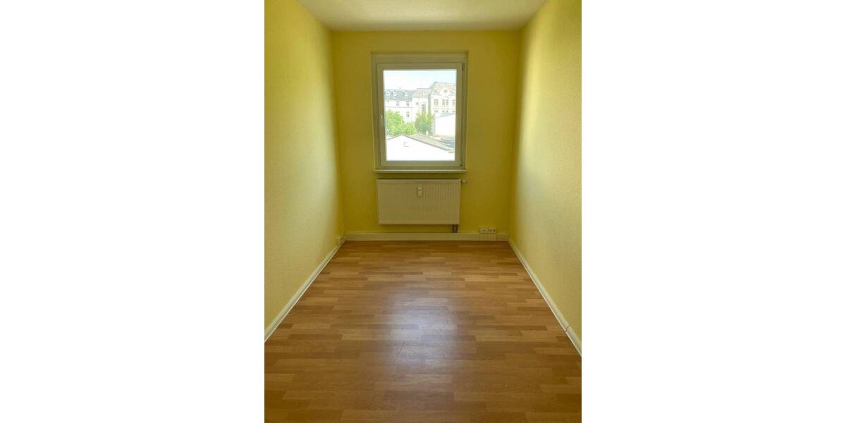 Etagenwohnung Gera Innenstadt - 3 Zimmer, 67 m&sup2;, 405&euro; | Angebot:26919906