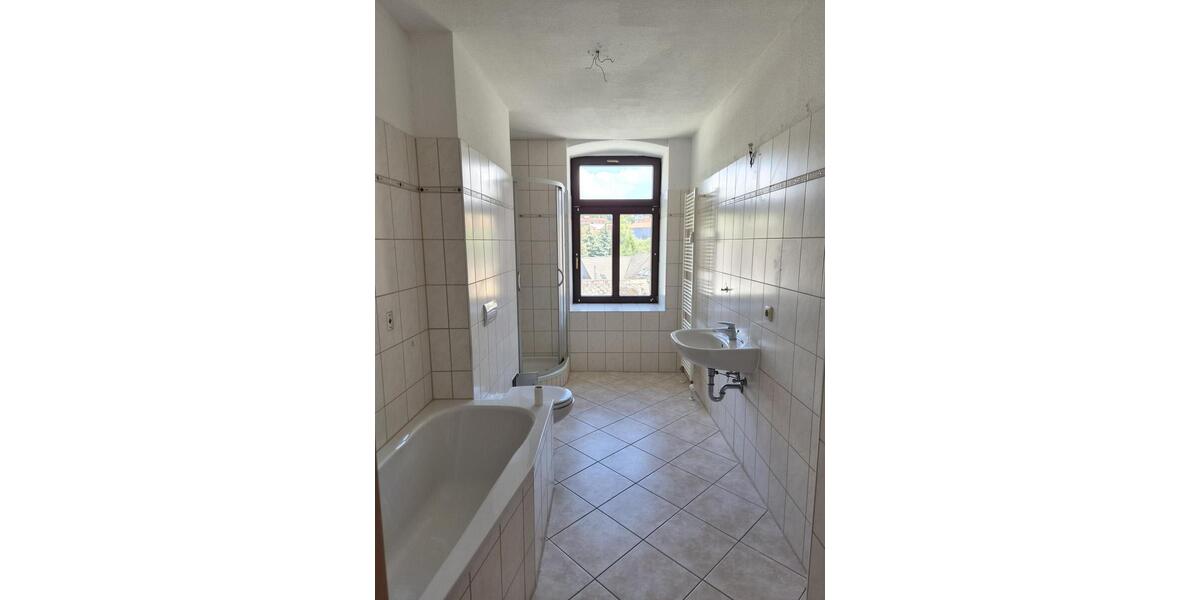 Für EIGENNUTZER ! Individuell gestaltbare Wohnung im 1. OG - mit Balkon, Garage und Stellplatz! - Etagenwohnung Bärenstein Niederschlag | Angebot:26003487