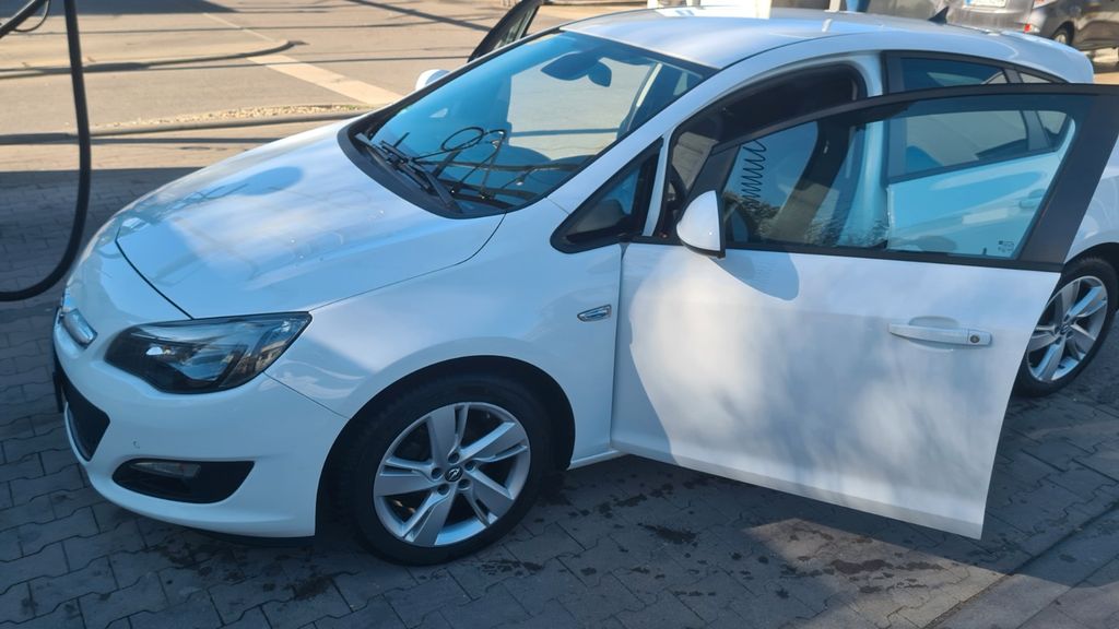 Opel Astra 75.000 km 9.100 &euro; Regensburg 93051