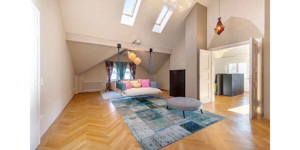Villa München Nymphenburg - 9 Zimmer, 389 m&sup2;, 9.300&euro; | Angebot:25255917
