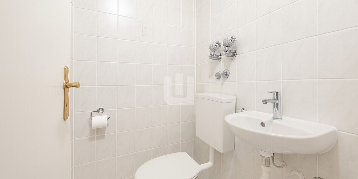 WINDISCH IMMOBILIEN - Gemütliche 2,5-Zi. - Dachterrassenwohnung in gepflegtem MFH bezugsfrei! - Etagenwohnung Puchheim | Angebot:21671641