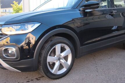 VW T-Cross 37.950 km 18.900 &euro; Heimertingen 87751